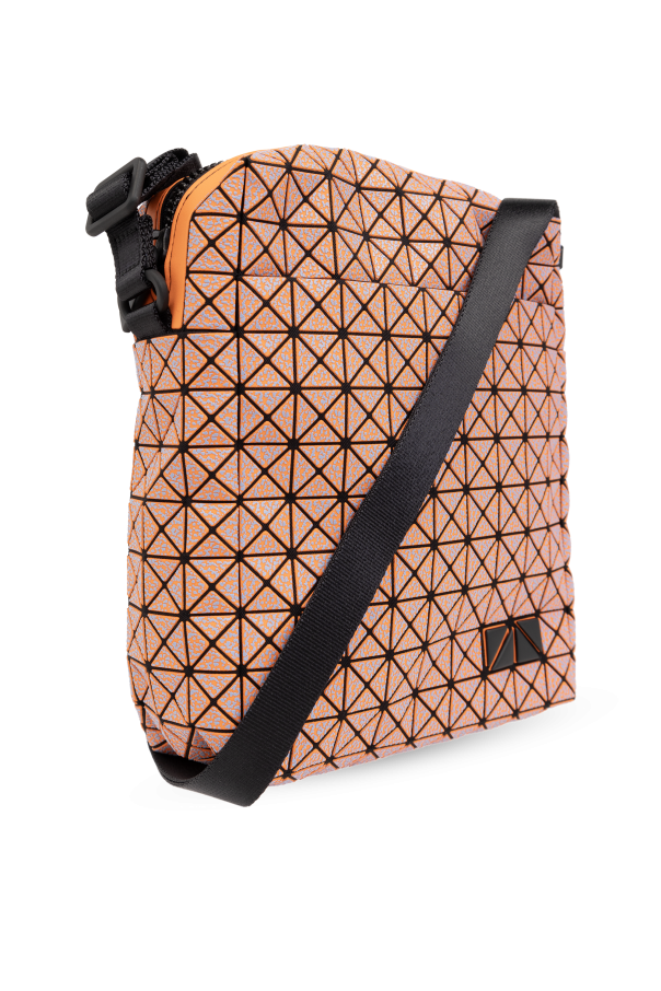 Shoulder Bags – ISSEY MIYAKE ONLINE STORE